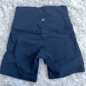 True navy 6inch lululemon align shorts size 4